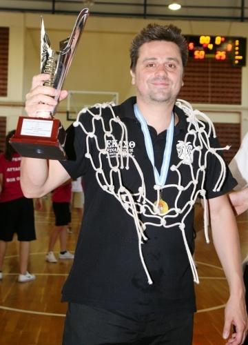 meletiadis_kipello